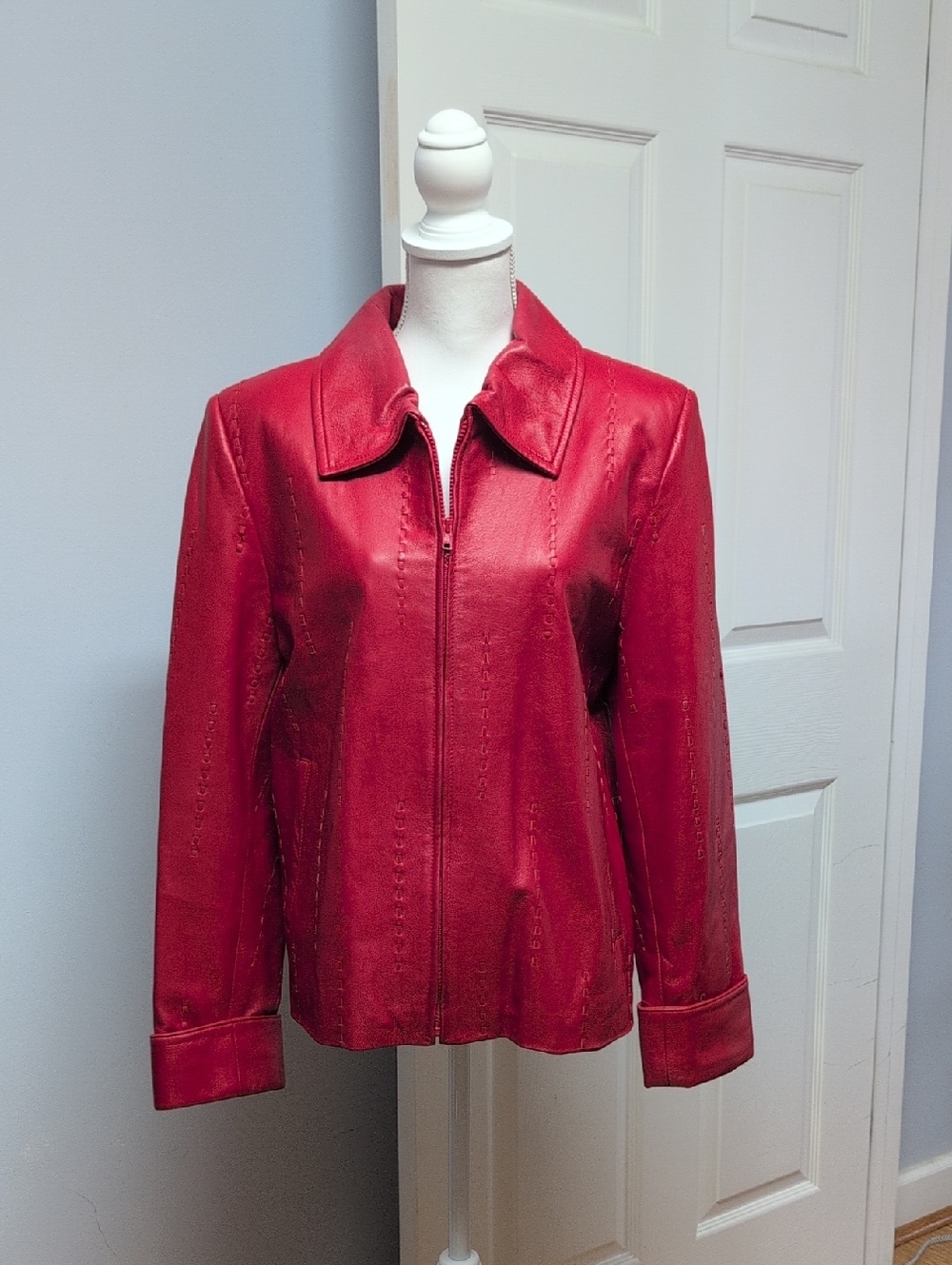 DERO By Rocco D'Amelio Red Leather Threaded Detail Fully Lined Zip Coat Sz L